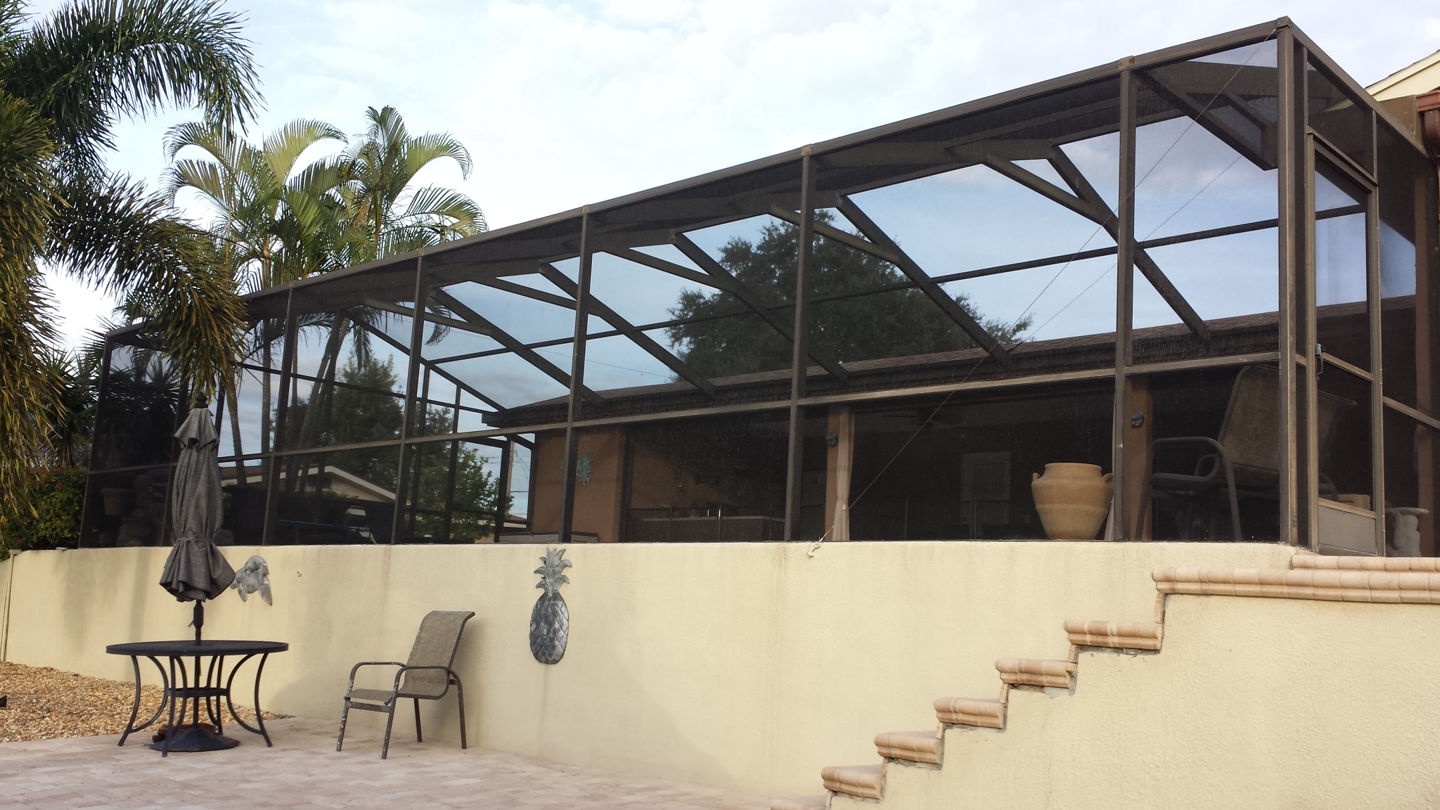 Screen Repair and Rescreening in Desoto Lakes