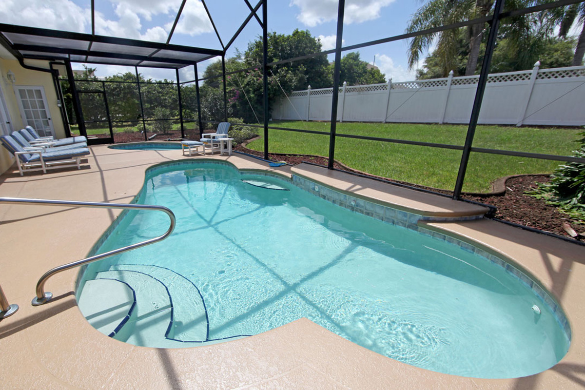Screen Repair and Rescreening in Sarasota Florida